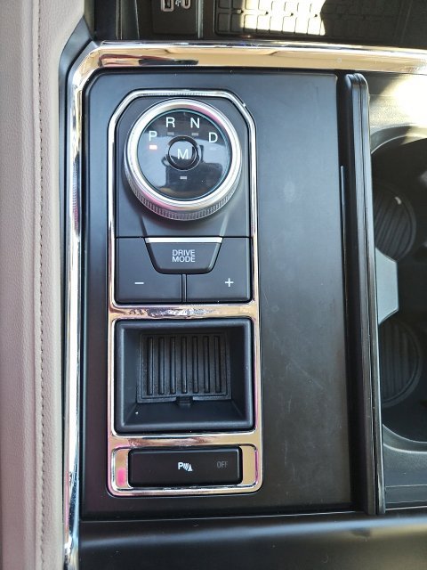 Used 2024 Ford Expedition XLT RWD image 15