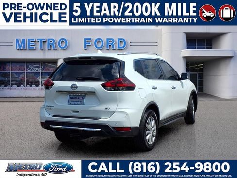 Used 2019 Nissan Rogue SV FWD image 3
