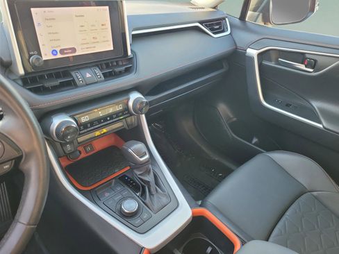 Used 2023 Toyota RAV4 Adventure image 7