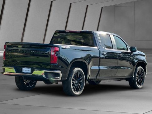 New 2026 Chevrolet Silverado 1500 LT w/ LPO, Dark Essentials Package AWD/4WD image 4
