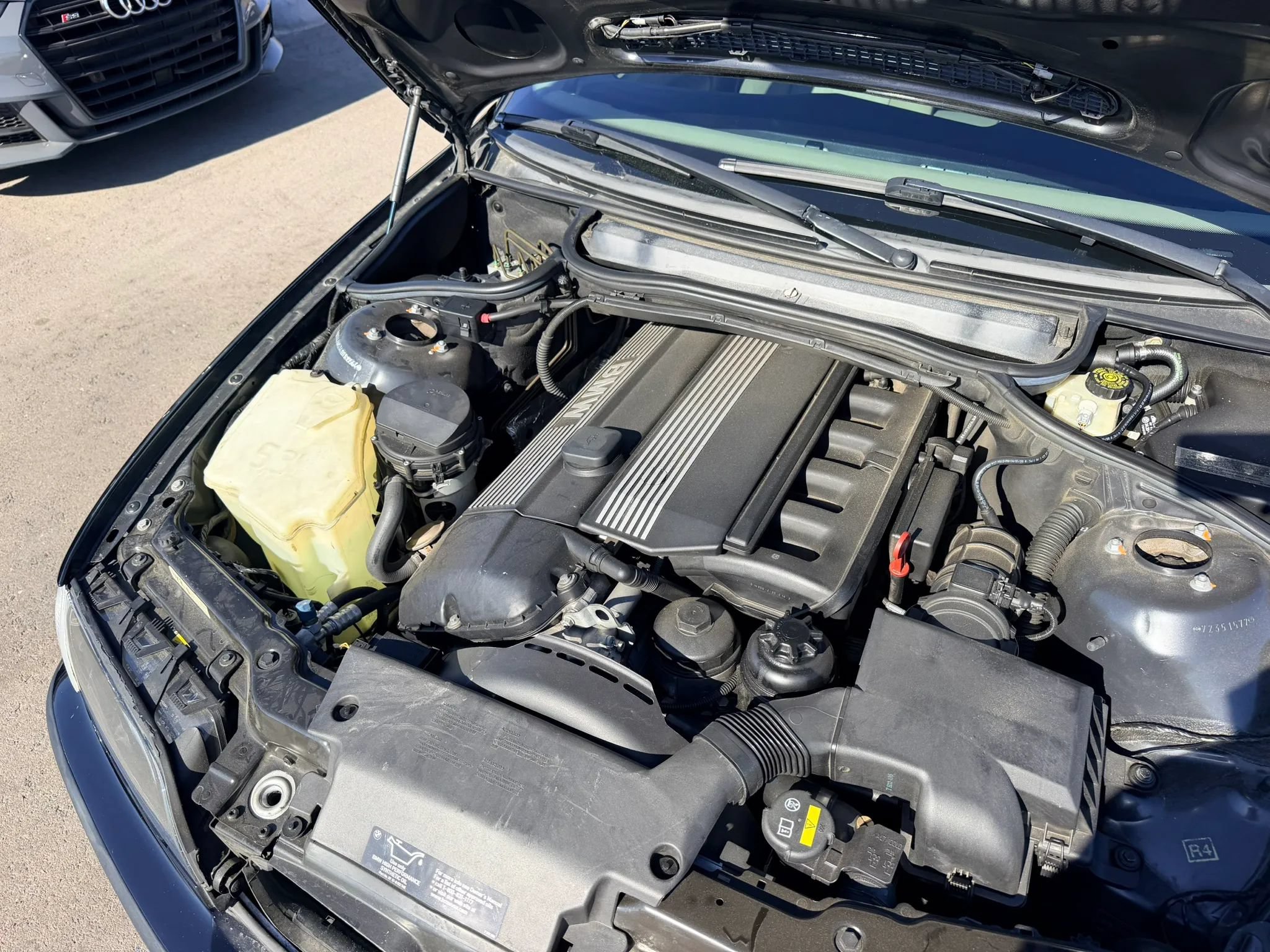 Used 2000 BMW 328i Sedan RWD image 18