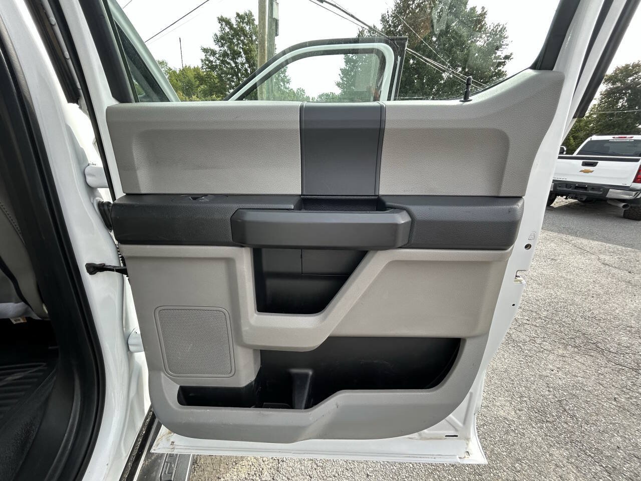 Used 2018 Ford F450 XL w/ Power Equipment Group AWD/4WD image 6