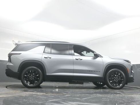 New 2026 Chevrolet Traverse LT w/ Midnight/Sport Edition image 32