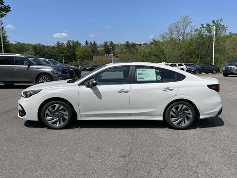 Used 2025 Subaru Legacy Touring XT image 2