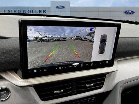 New 2025 Ford Explorer Active w/ Active Comfort Package image 21