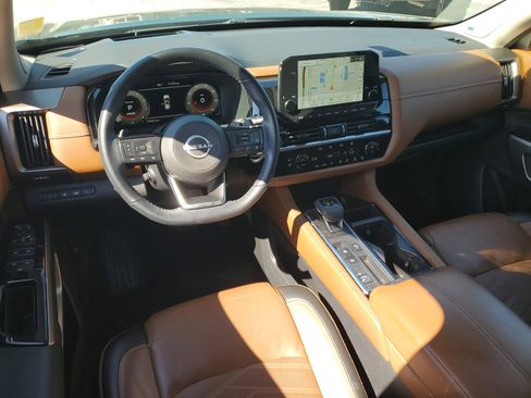 Certified 2023 Nissan Pathfinder Platinum w/ Lighting Package (N93) image 17