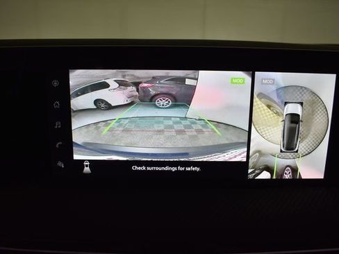 Certified 2025 Nissan Kicks SR image 21