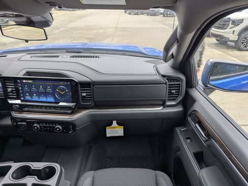 New 2026 Chevrolet Silverado 1500 LT w/ Z71 Off-Road Package image 4