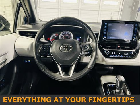 Used 2022 Toyota Corolla SE image 5