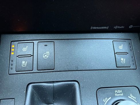 Used 2023 Lexus IS 350 F Sport image 32