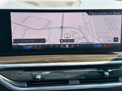 Used 2025 BMW X6 xDrive40i AWD/4WD image 25