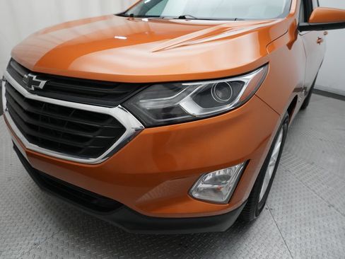 Used 2018 Chevrolet Equinox LT FWD image 23