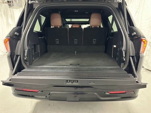 Used 2025 Lincoln Navigator L Reserve image 53