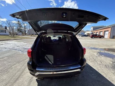 Used 2017 Nissan Pathfinder SL w/ SL Tech Package AWD/4WD image 24