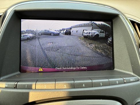 Used 2013 Buick LaCrosse Leather FWD image 11