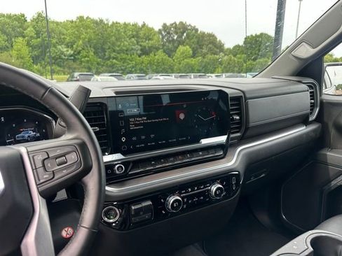 Used 2025 GMC Sierra 1500 SLT AWD/4WD image 11
