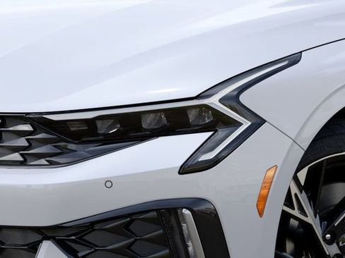 New 2026 Kia K5 GT-Line image 10