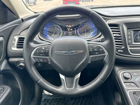 Used 2016 Chrysler 200 LX FWD image 11
