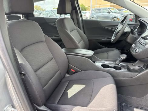 Used 2024 Chevrolet Malibu LT image 12