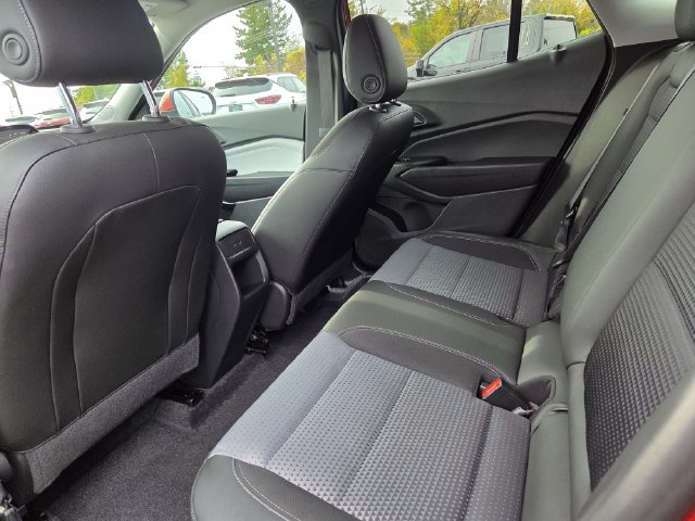 Certified 2024 Chevrolet Trax LT w/ Driver Confidence Package FWD image 14