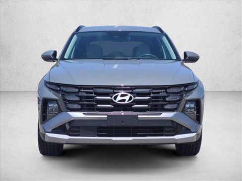 Used 2025 Hyundai Tucson SEL FWD image 2