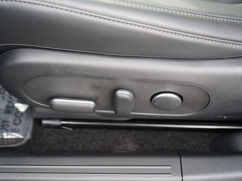 Certified 2025 Hyundai Ioniq 5 SEL image 17