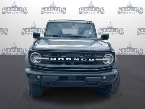 Used 2025 Ford Bronco Outer Banks w/ Sasquatch Package AWD/4WD image 8