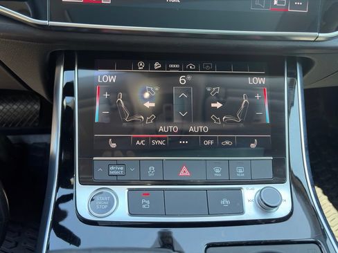 Used 2023 Audi Q7 3.0T Premium AWD/4WD image 19