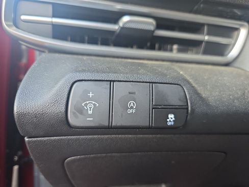 Used 2025 Hyundai Elantra SE FWD image 21