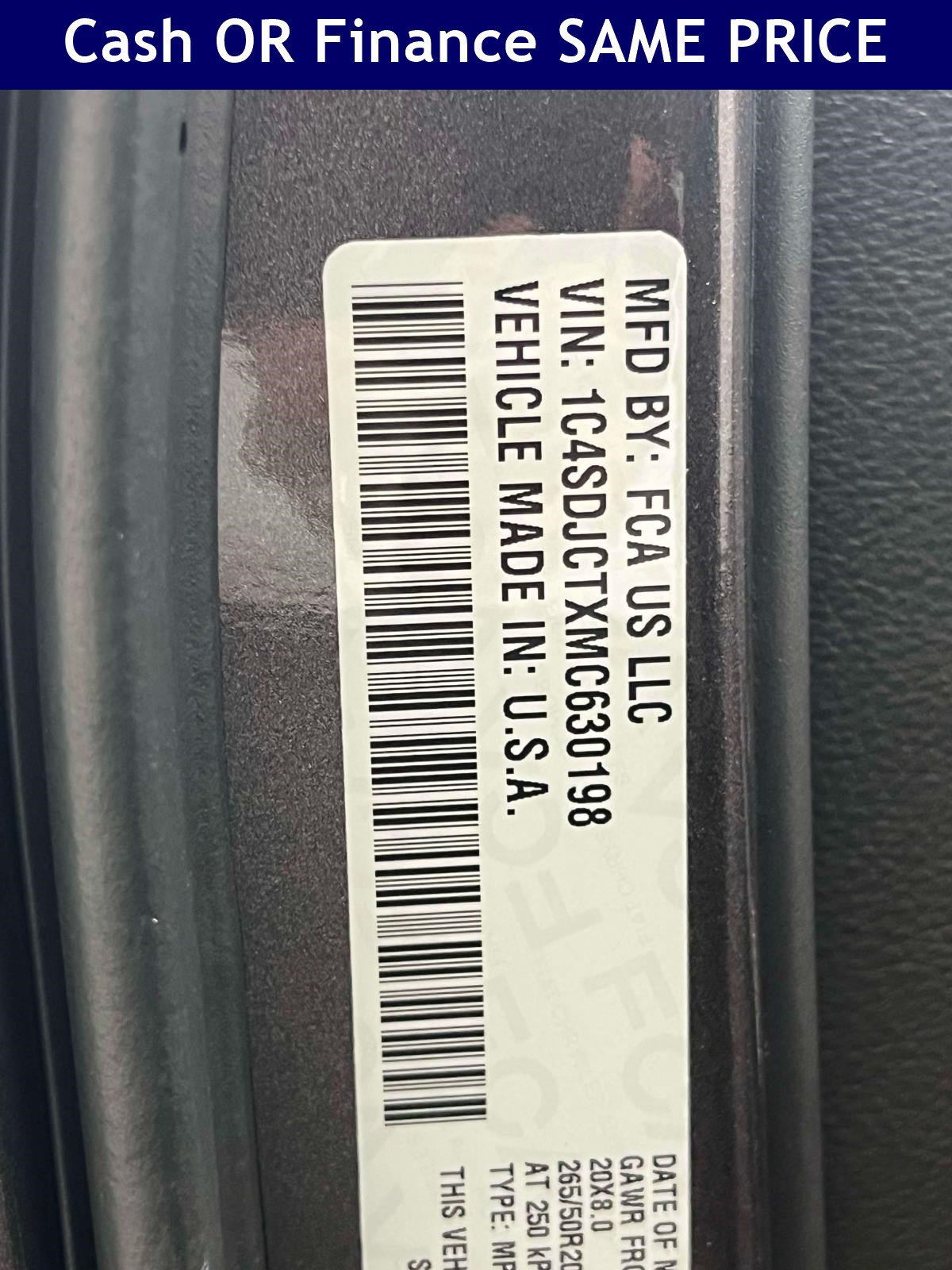 Certified 2021 Dodge Durango R/T w/ Blacktop Package AWD/4WD image 31