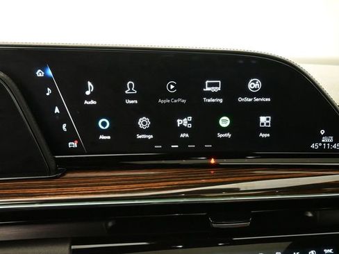 Used 2024 Cadillac Escalade Premium Luxury w/ Performance Package image 13