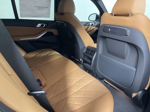 Certified 2024 BMW X5 xDrive40i w/ Premium Package image 14