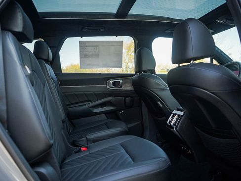 New 2026 Kia Sorento SX Prestige image 13