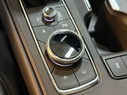 Certified 2024 Cadillac XT4 Sport image 35