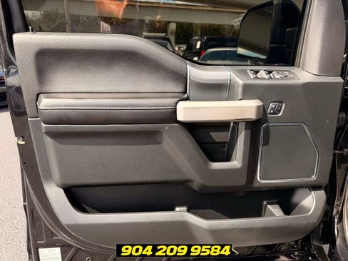 Used 2015 Ford F150 Lariat w/ Equipment Group 502A Luxury AWD/4WD image 21