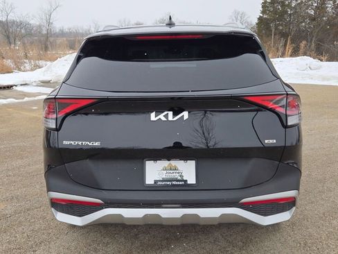 Used 2024 Kia Sportage EX image 13