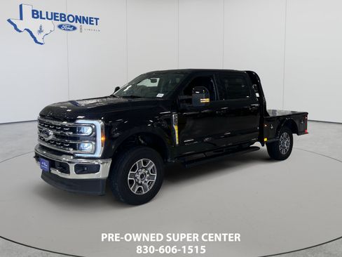 Used 2025 Ford F250 Lariat w/ FX4 Off-Road Package AWD/4WD image 1