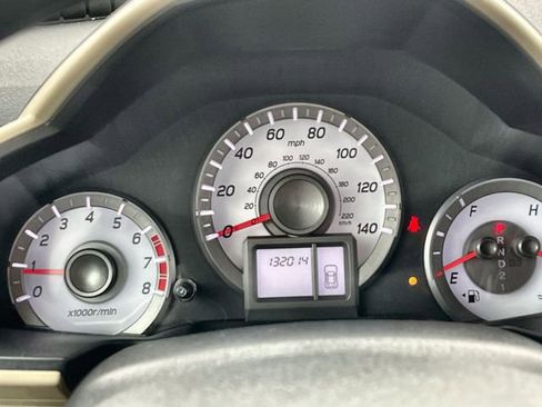 Used 2014 Honda Pilot LX image 12