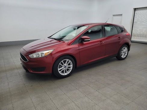 Used 2017 Ford Focus SE w/ Interior Protection Package image 2