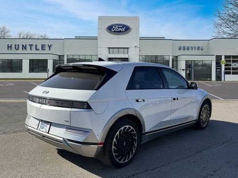 Used 2024 Hyundai Ioniq 5 Limited image 5