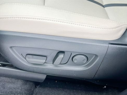 Used 2025 MAZDA CX-70 3.3 Turbo w/ Premium Package image 22