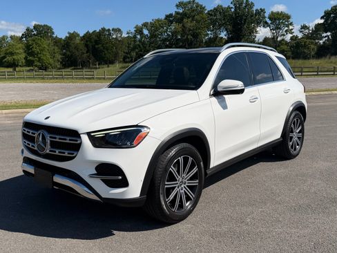 Used 2024 Mercedes-Benz GLE 350 4MATIC image 2