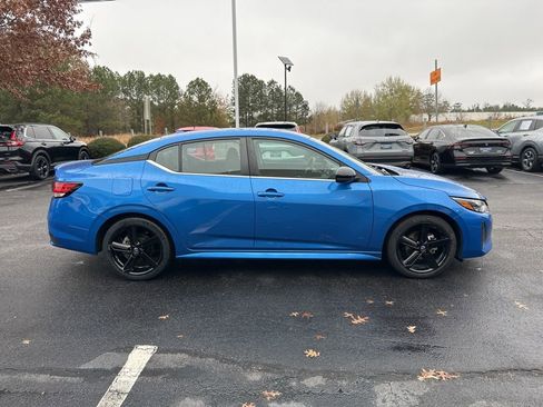 Used 2024 Nissan Sentra SR image 2