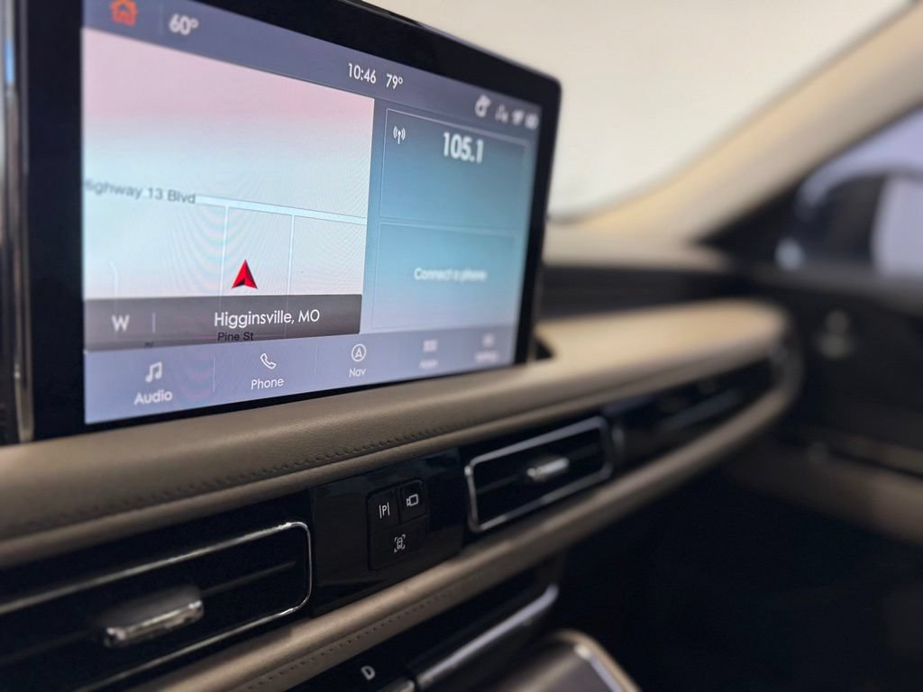 Used 2022 Lincoln Aviator Reserve w/ Elements Package Plus AWD/4WD image 17