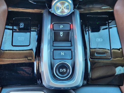 Used 2023 Acura MDX SH-AWD w/ Technology Package image 13