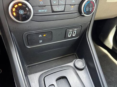 Certified 2021 Ford EcoSport S image 20