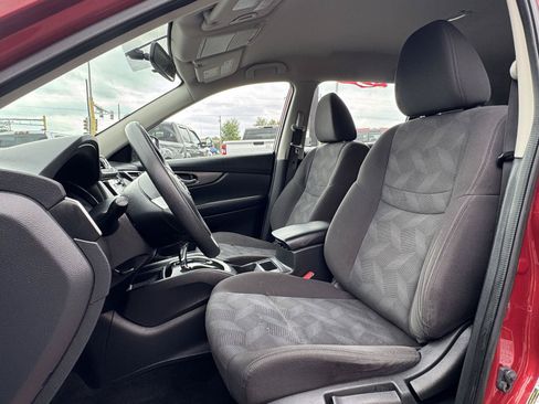 Used 2016 Nissan Rogue S FWD image 14