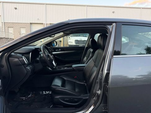 Used 2017 Nissan Maxima 3.5 SV image 15