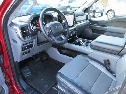 Used 2021 Ford F150 Lariat w/ Equipment Group 502A High RWD image 3