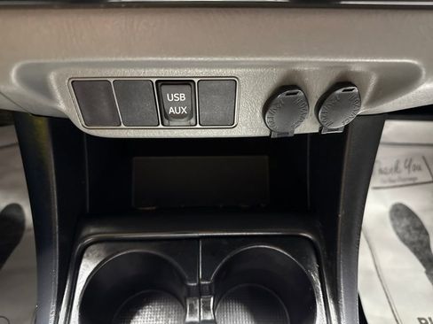 Used 2012 Toyota Tacoma PreRunner image 26